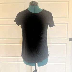 ATHLETA - WOMEN'S XS - BLACK SHORT SLEEVE ROUND NECK ZIPPER FRONT TEE‎ SHIRT